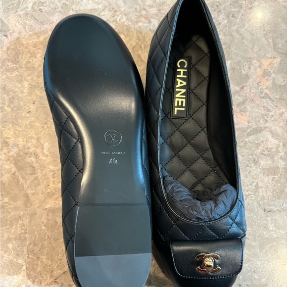 CHANEL BALLERINA FLATS! NEW! - Picture 3 of 5